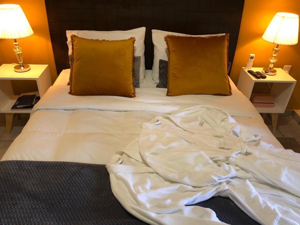 Double Room,1107047787:JPEG